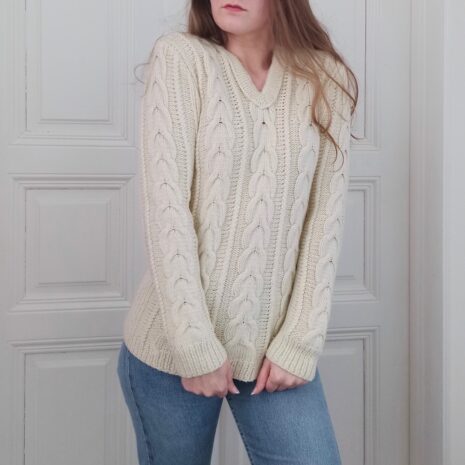 Vintage Handmade Fisherman Knit Jumper in Creme S 1